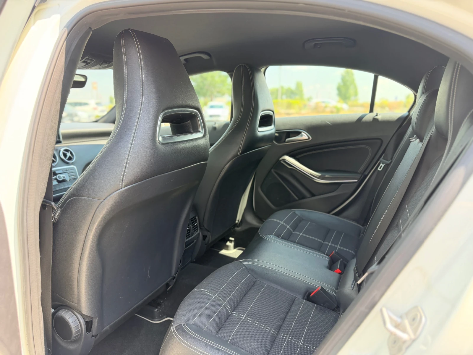 Mercedes-Benz A 220 CDi-Сервизна история, лизинг през Уникредит , снимка 14 - Автомобили и джипове - 55349850
