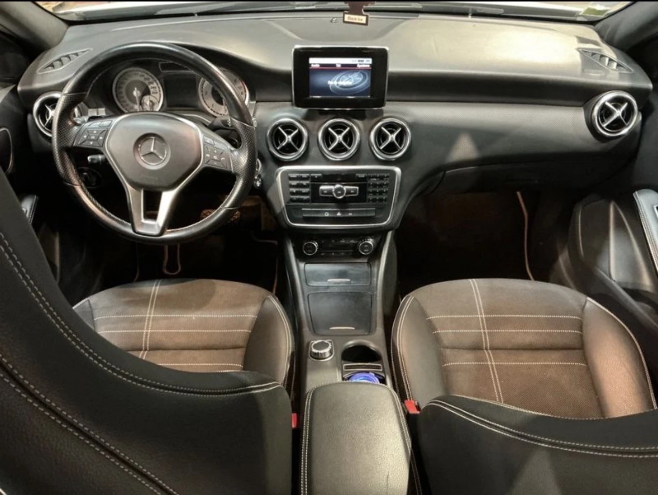 Mercedes-Benz A 220 CDi-Сервизна история, лизинг през Уникредит , снимка 11 - Автомобили и джипове - 55349850