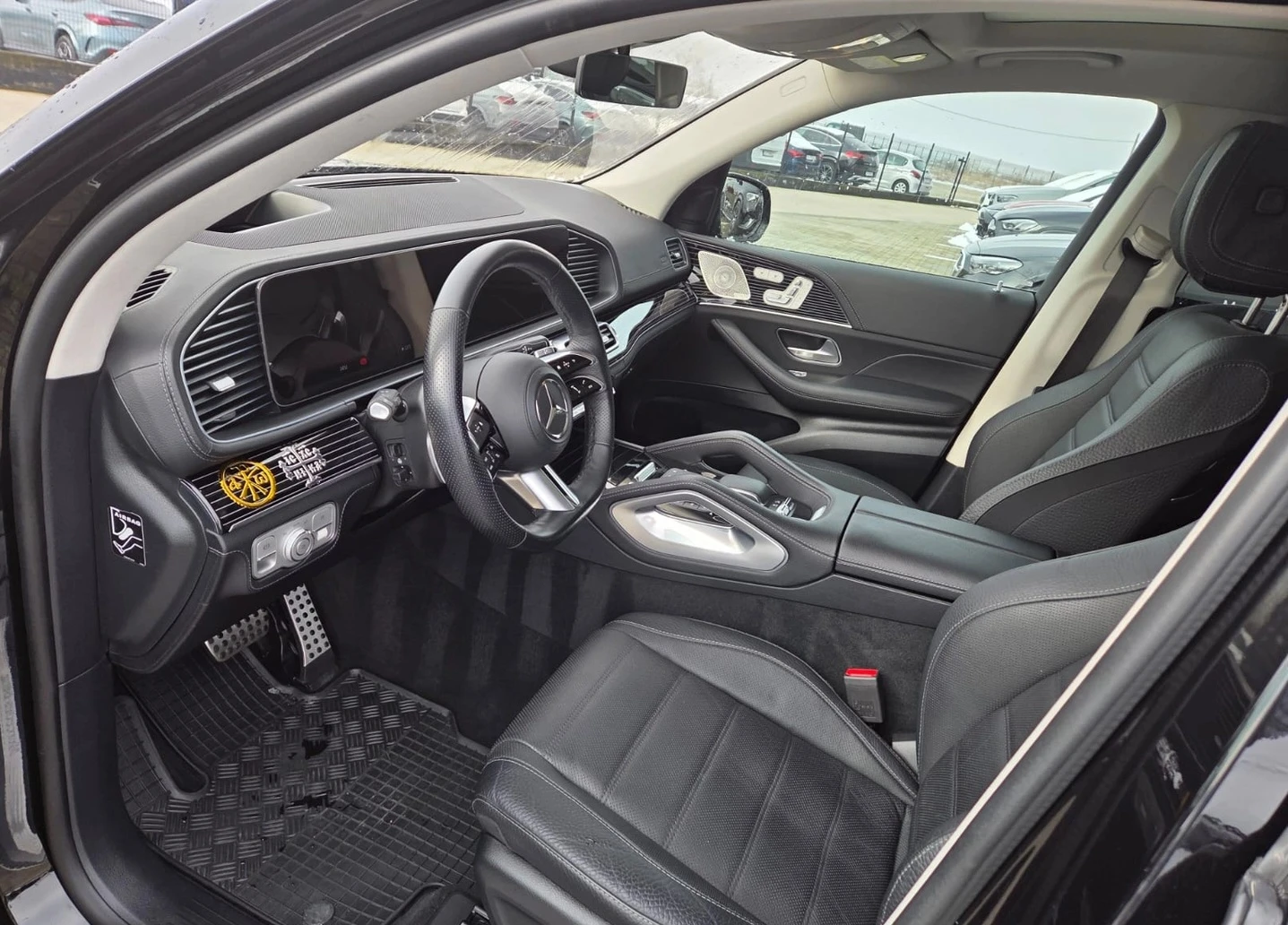 Mercedes-Benz GLS 450 d 4MATIC AMG-Line, снимка 5 - Автомобили и джипове - 56005273
