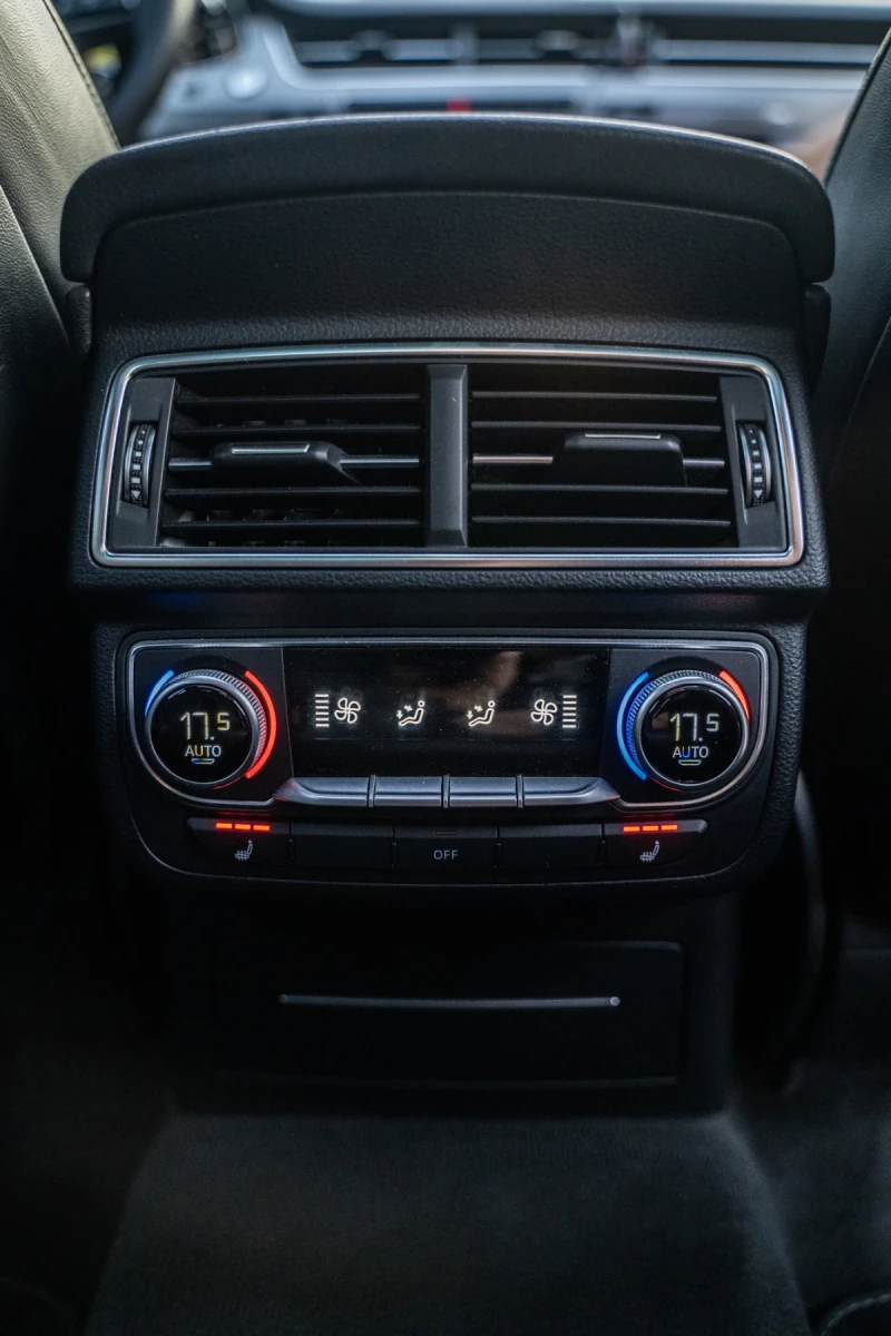 Audi Q7, снимка 11 - Автомобили и джипове - 52566219