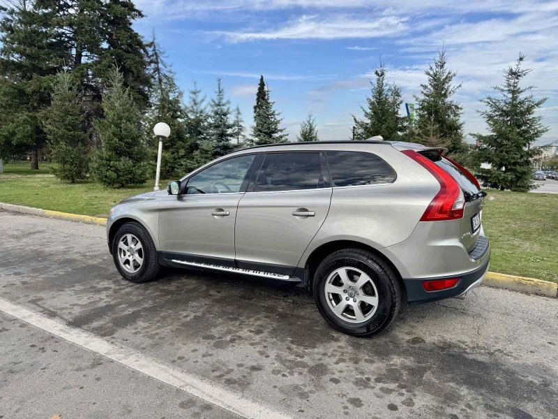 Volvo XC60 D3 163к.с. Пълна История, снимка 3 - Автомобили и джипове - 52812479
