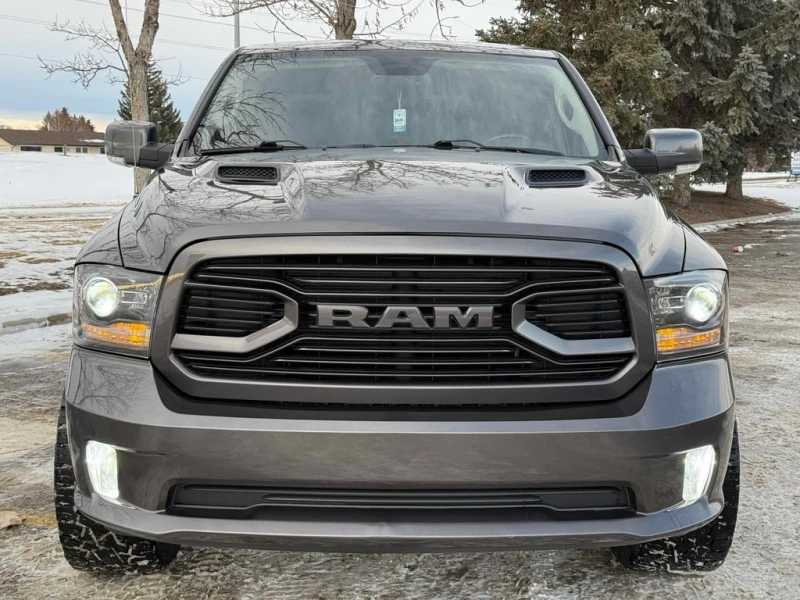 Dodge RAM 1500 * Sport * CARFAX * БЕЗ ПЪРВОНАЧАЛНА ВНОСКА, снимка 2 - Автомобили и джипове - 52941634