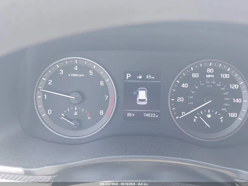 Hyundai Tucson 2l Se, снимка 7 - Автомобили и джипове - 53205623