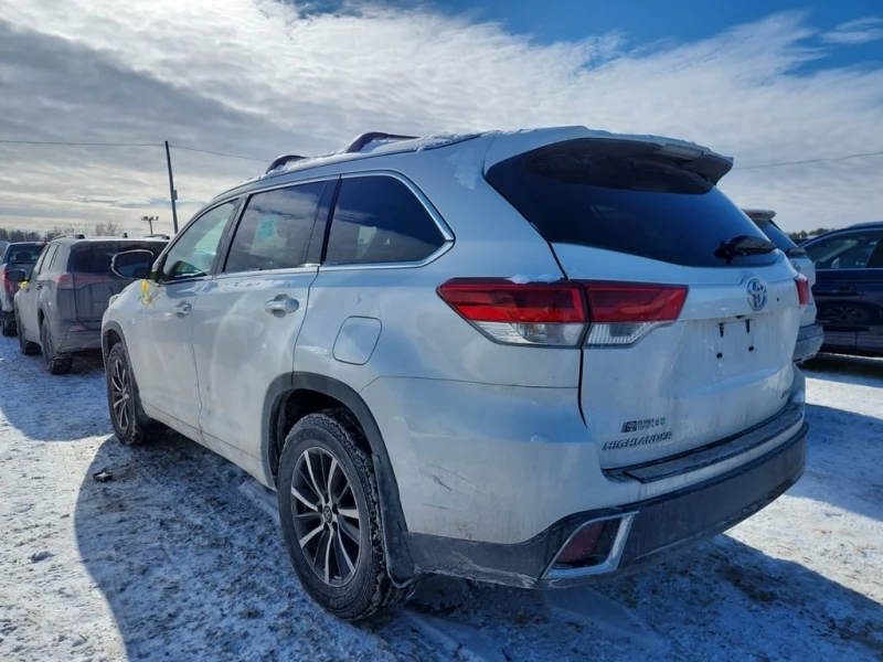 Toyota Highlander * XLE * CARFAX * , снимка 4 - Автомобили и джипове - 53327295