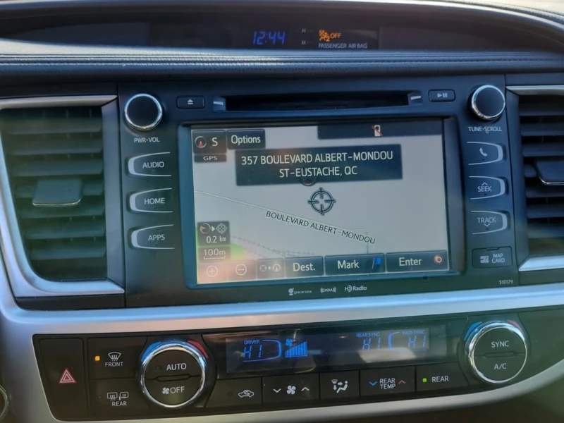 Toyota Highlander * XLE * CARFAX * , снимка 10 - Автомобили и джипове - 53327295