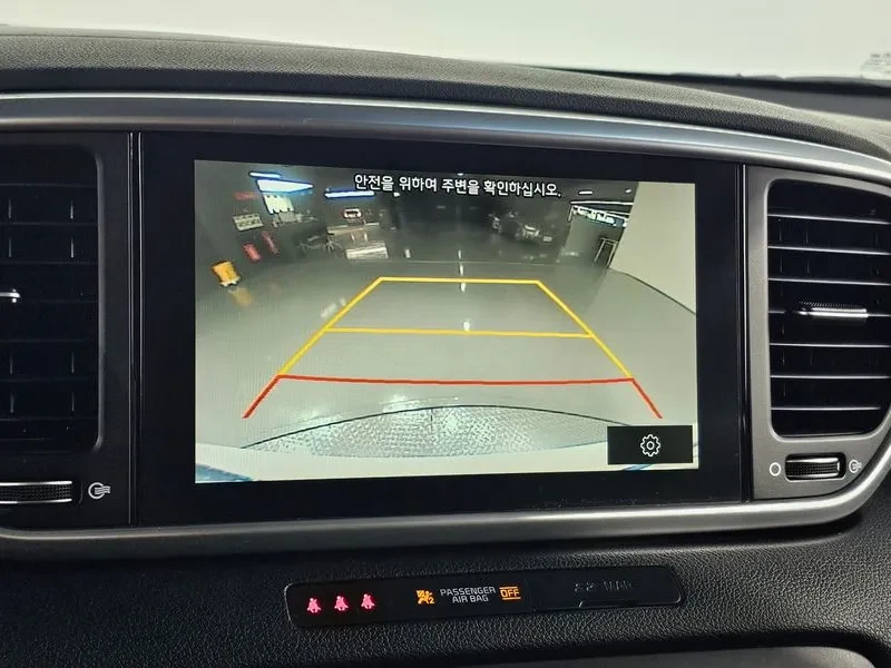 Kia Sportage 2.0 CRDi 4WD, снимка 16 - Автомобили и джипове - 54276354