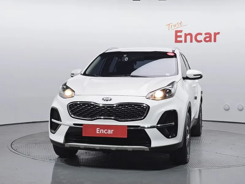 Kia Sportage 2.0 CRDi 4WD, снимка 3 - Автомобили и джипове - 54276354