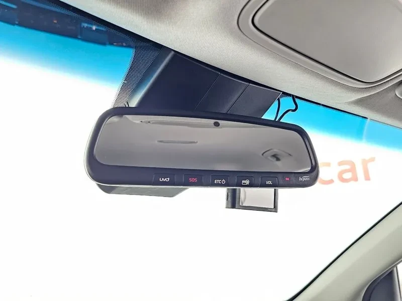 Kia Sportage 2.0 CRDi 4WD, снимка 17 - Автомобили и джипове - 54276354