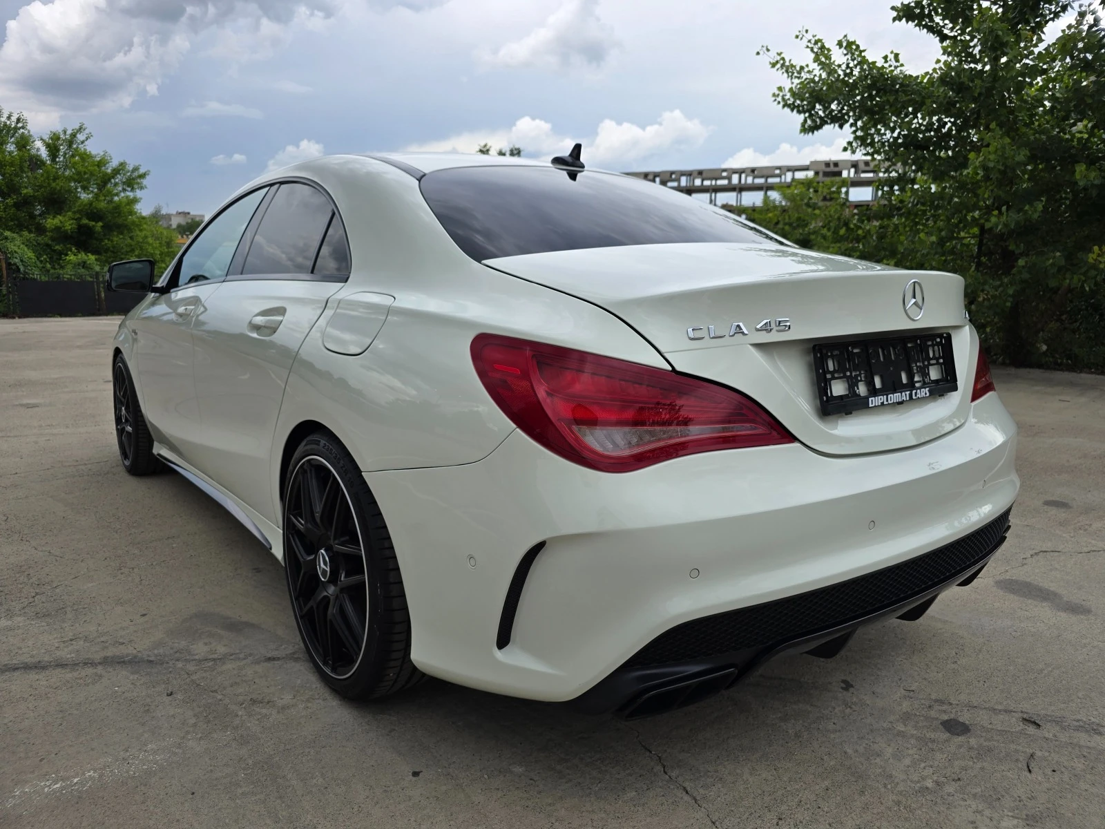 Mercedes-Benz CLA 45 AMG 4MATIC/RECARO/PANORAMA/ - изображение 6