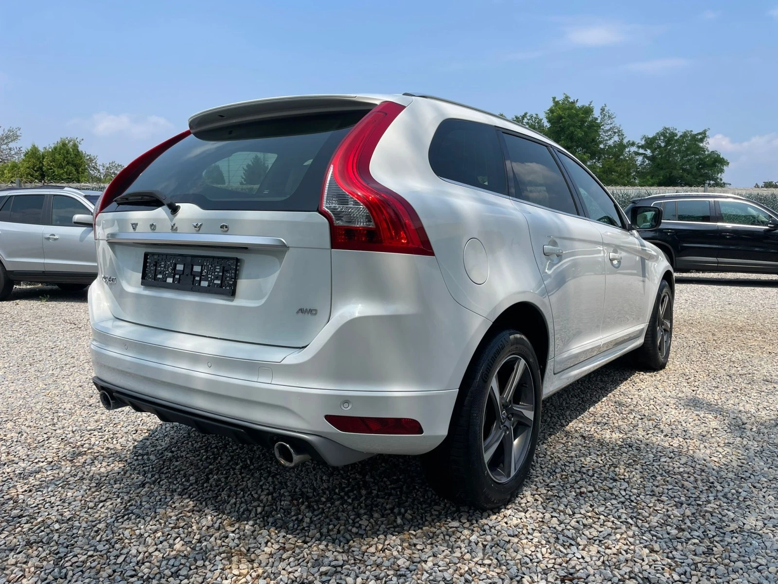 Volvo XC60  /R-Design AWD/D5244T21 - изображение 2