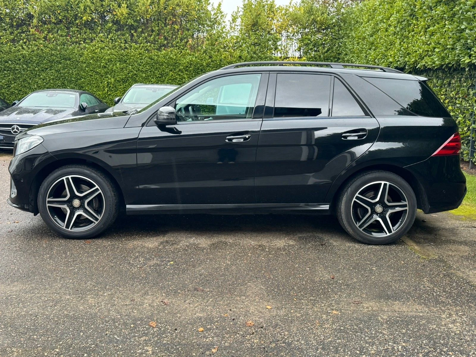 Mercedes-Benz GLE 350 d 4M AMG #DISTRONIC+ #AIR #COMAND #PANO @iCarbg    - изображение 7