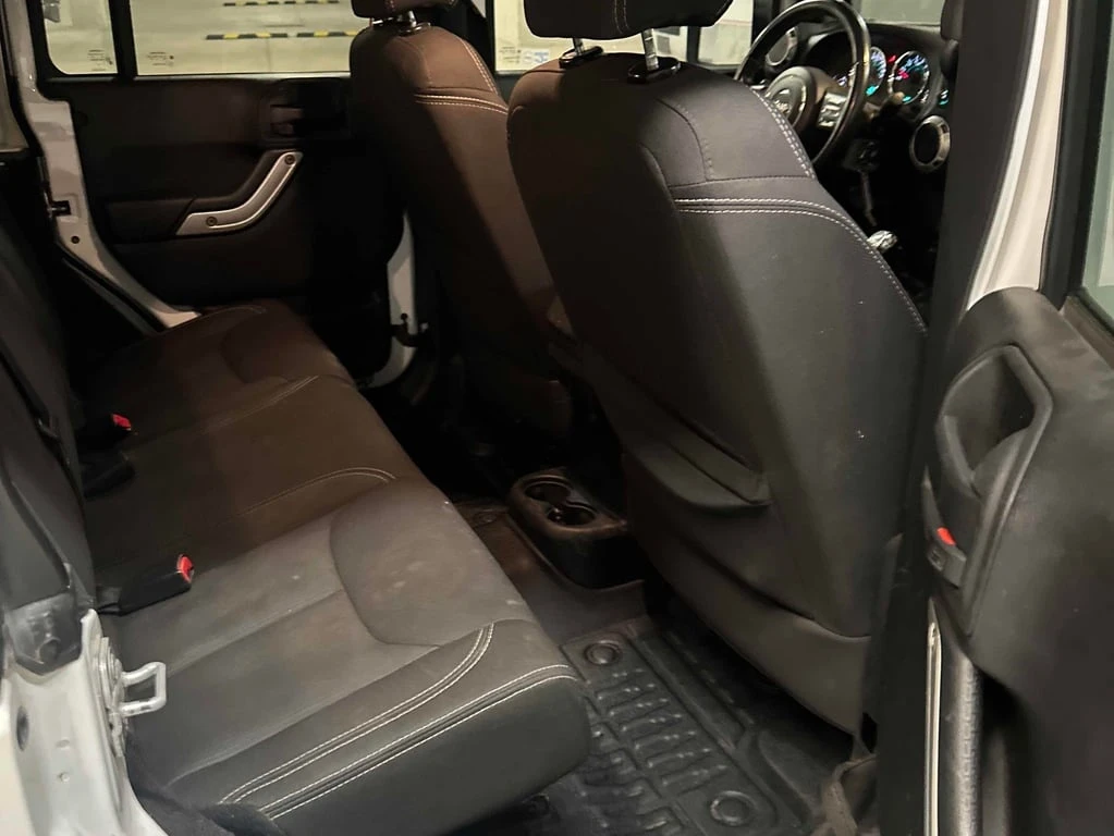 Jeep Wrangler 2015 Sahara * CARFAX * ��� ������������ ������ | Mobile.bg � ����������� 14