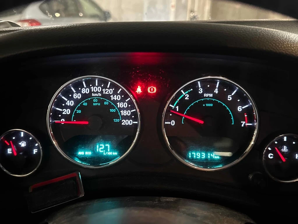 Jeep Wrangler 2015 Sahara * CARFAX * ��� ������������ ������ | Mobile.bg � ����������� 7