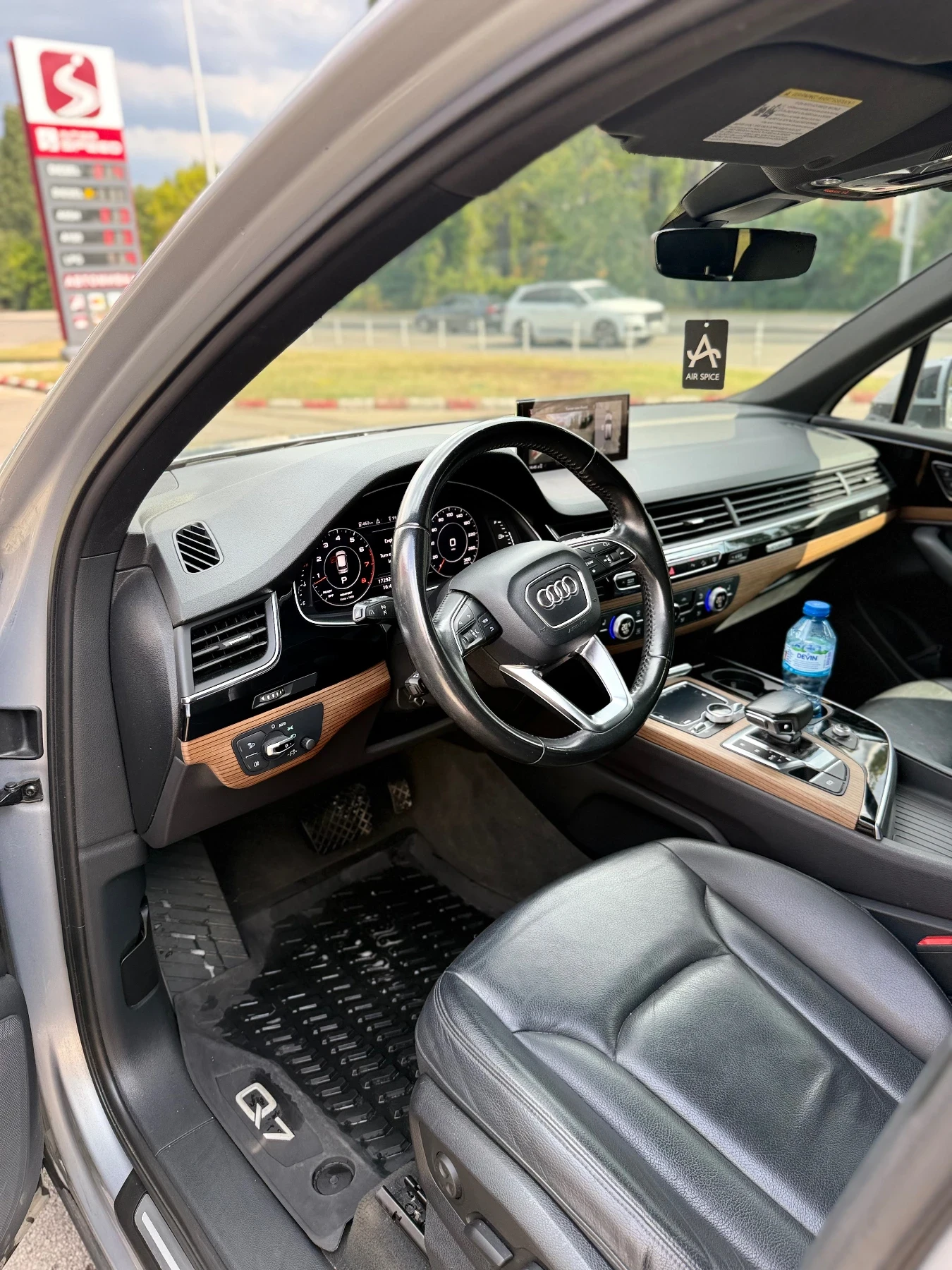 Audi Q7 3.0T 100% РЕАЛНИ КМ. - изображение 3