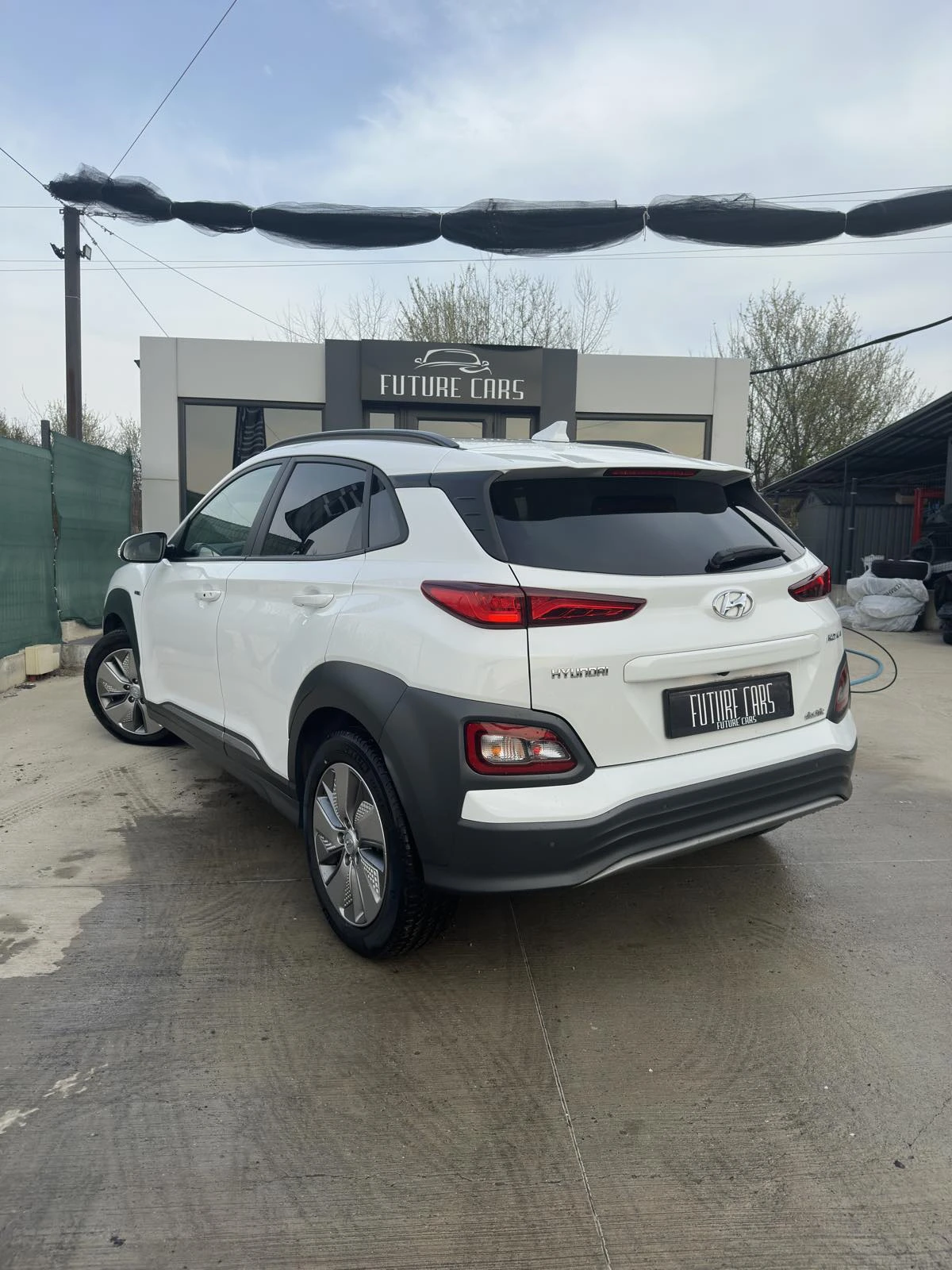 Hyundai Kona 64KWh/PREMIUM/SOH100%/BLUELINK/2020г., снимка 3 - Автомобили и джипове - 53781987