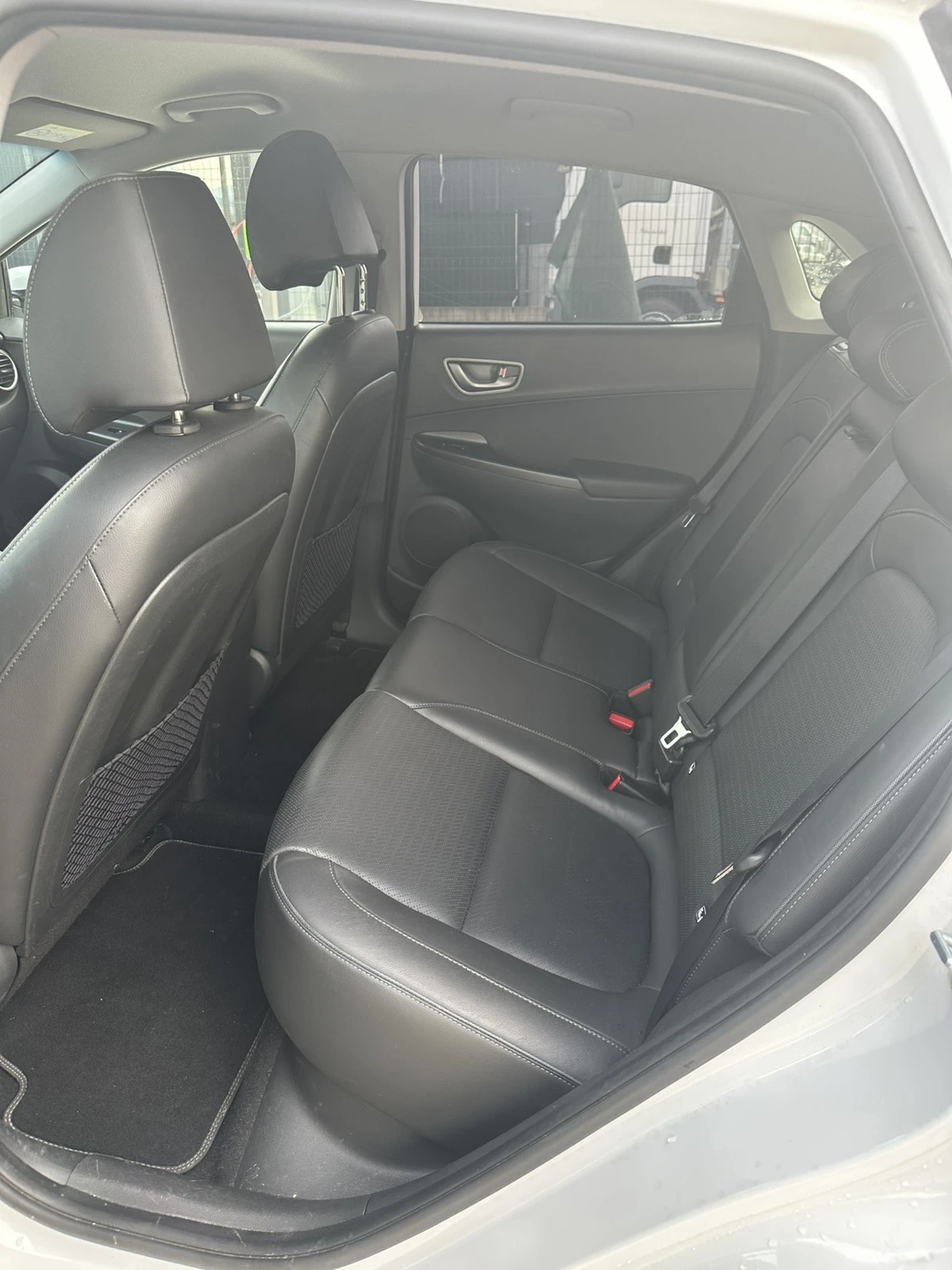 Hyundai Kona 64KWh/PREMIUM/SOH100%/BLUELINK/2020г., снимка 10 - Автомобили и джипове - 53781987