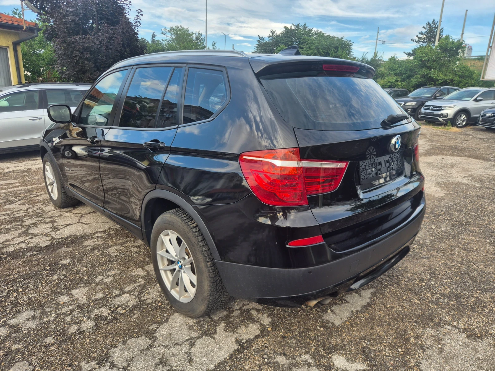 BMW X3 2.0D* xDrive* АВТОМАТ* КОЖА* MEDIA, снимка 4 - Автомобили и джипове - 53823448