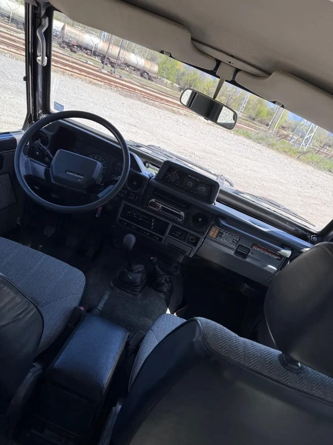 Toyota Land cruiser LJ73, снимка 4 - Автомобили и джипове - 54325834