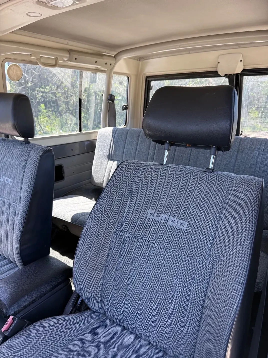 Toyota Land cruiser LJ73, снимка 12 - Автомобили и джипове - 54325834