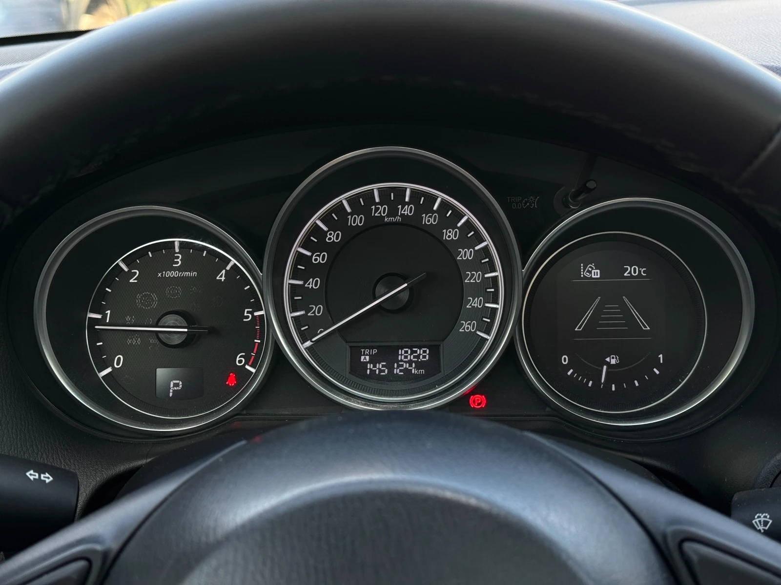 Mazda CX-5 2.2D SKYACTIV AWD, снимка 12 - Автомобили и джипове - 54336083