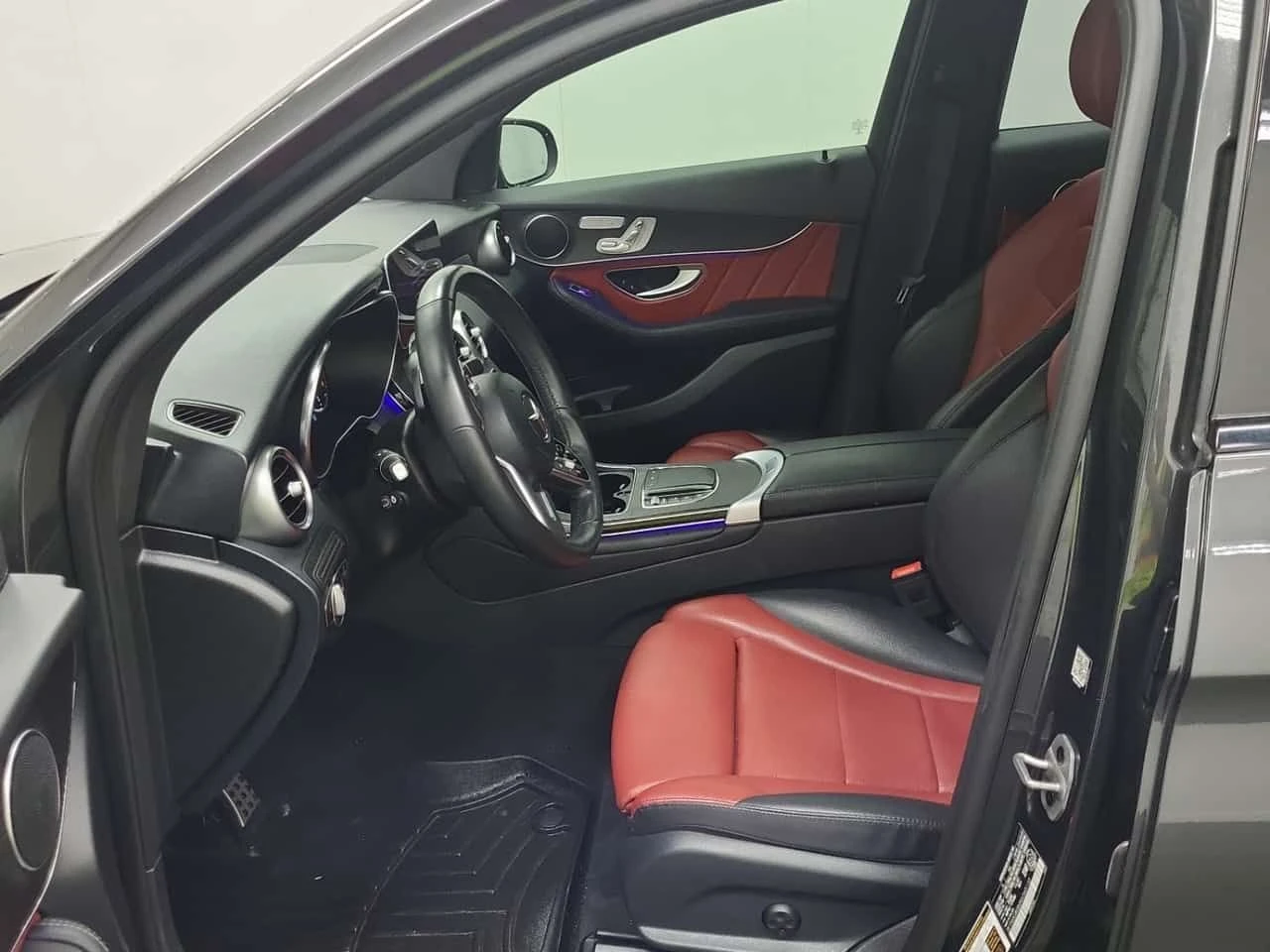 Mercedes-Benz GLC 300  | 360 | MEMORY | PANO | AMBIENT | , снимка 9 - Автомобили и джипове - 54342443