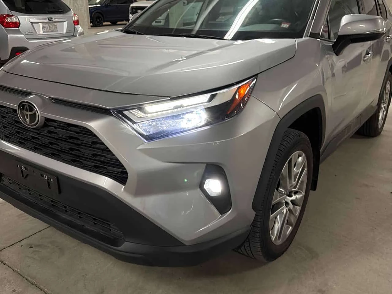 Toyota Rav4 * XLE * CARFAX * ОПЦИЯ ЗА ФИНАНСИРАНЕ, снимка 12 - Автомобили и джипове - 55452299