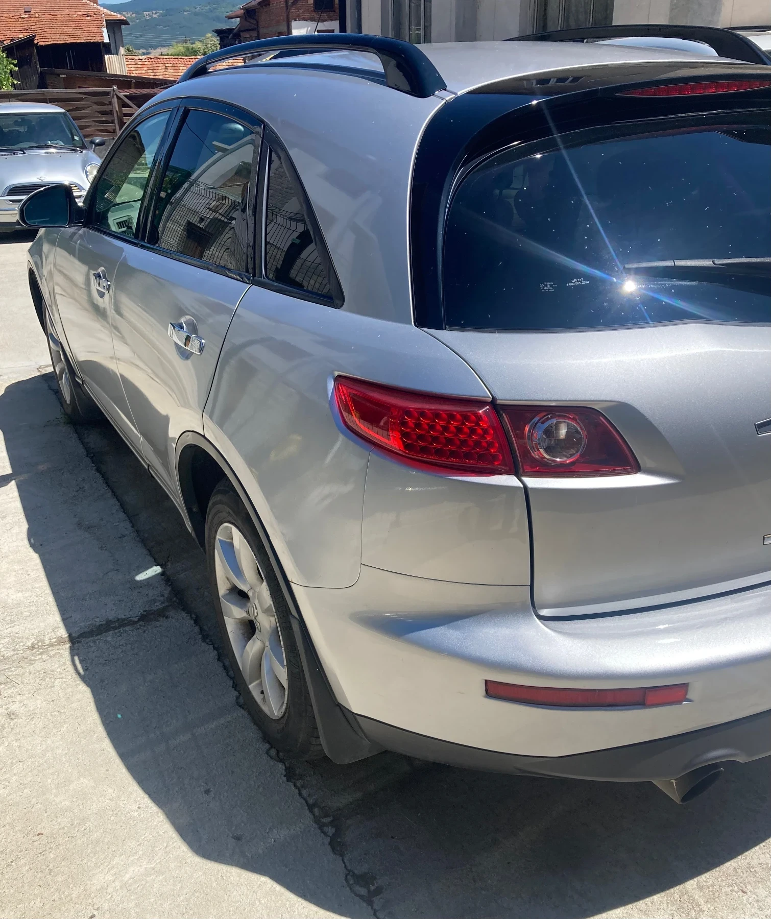 Infiniti Fx 35 Fx 35 бензин-газ, снимка 6 - Автомобили и джипове - 55476072
