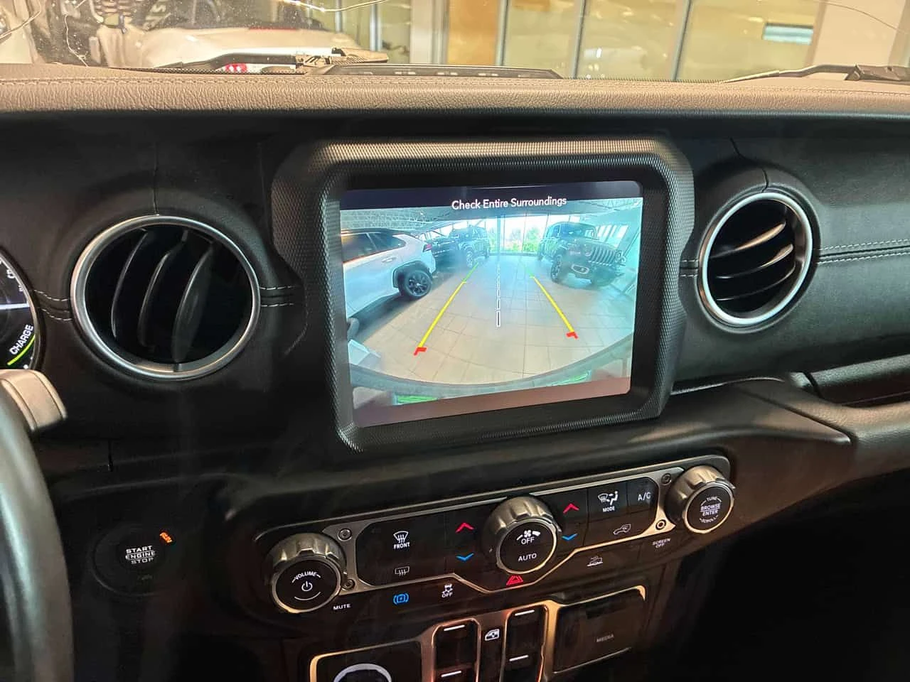 Jeep Wrangler * Unlimited Sahara * CARFAX * ���� �� �� | Mobile.bg � ����������� 9