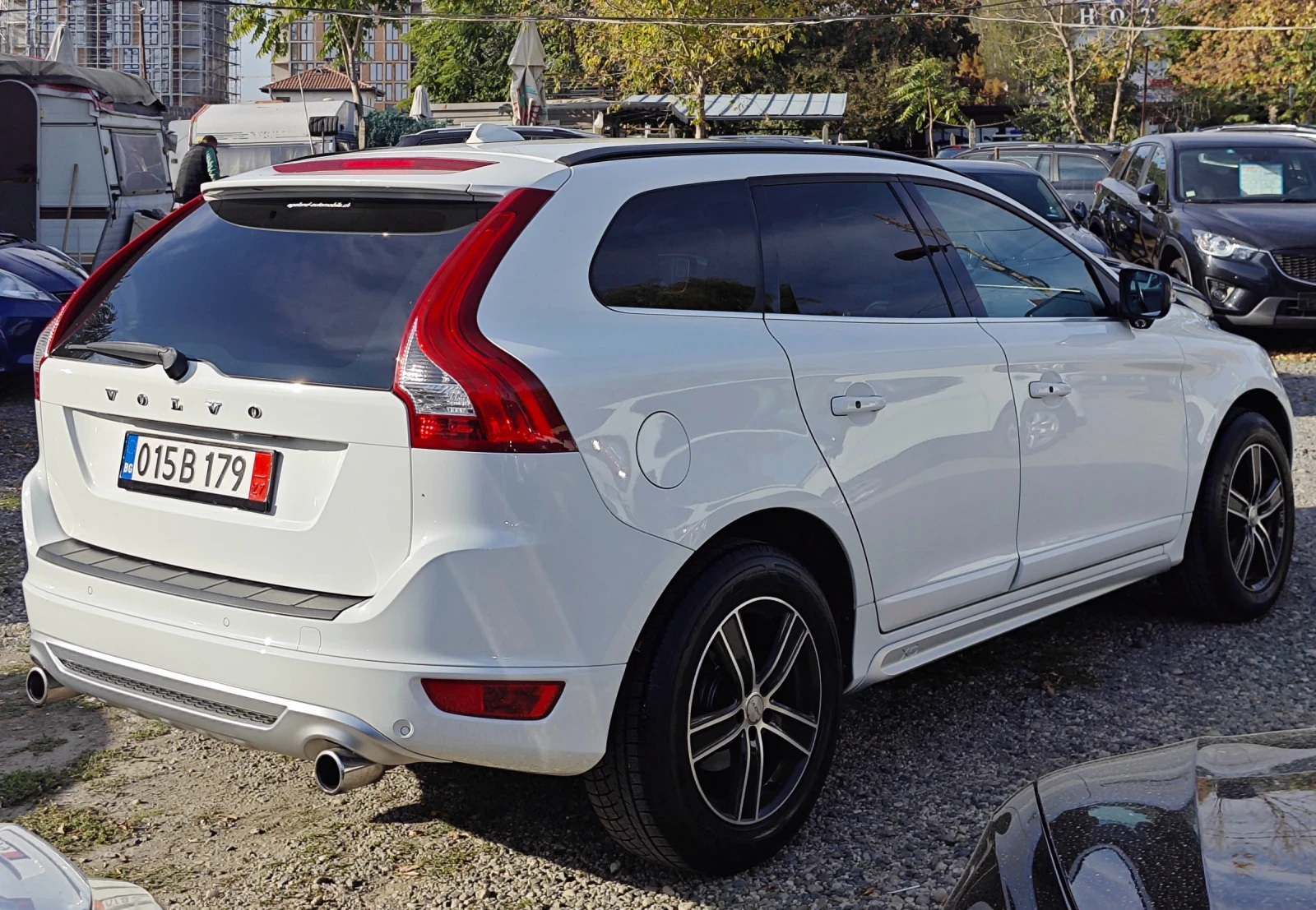 Volvo XC60 D5-205-R-Dizain, снимка 4 - Автомобили и джипове - 55857847