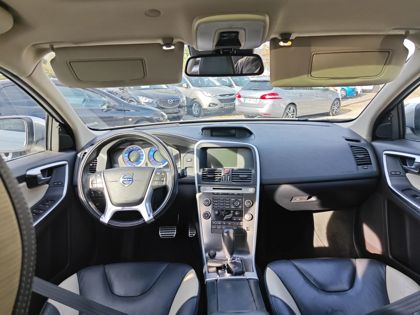 Volvo XC60 D5-205-R-Dizain, снимка 11 - Автомобили и джипове - 55857847