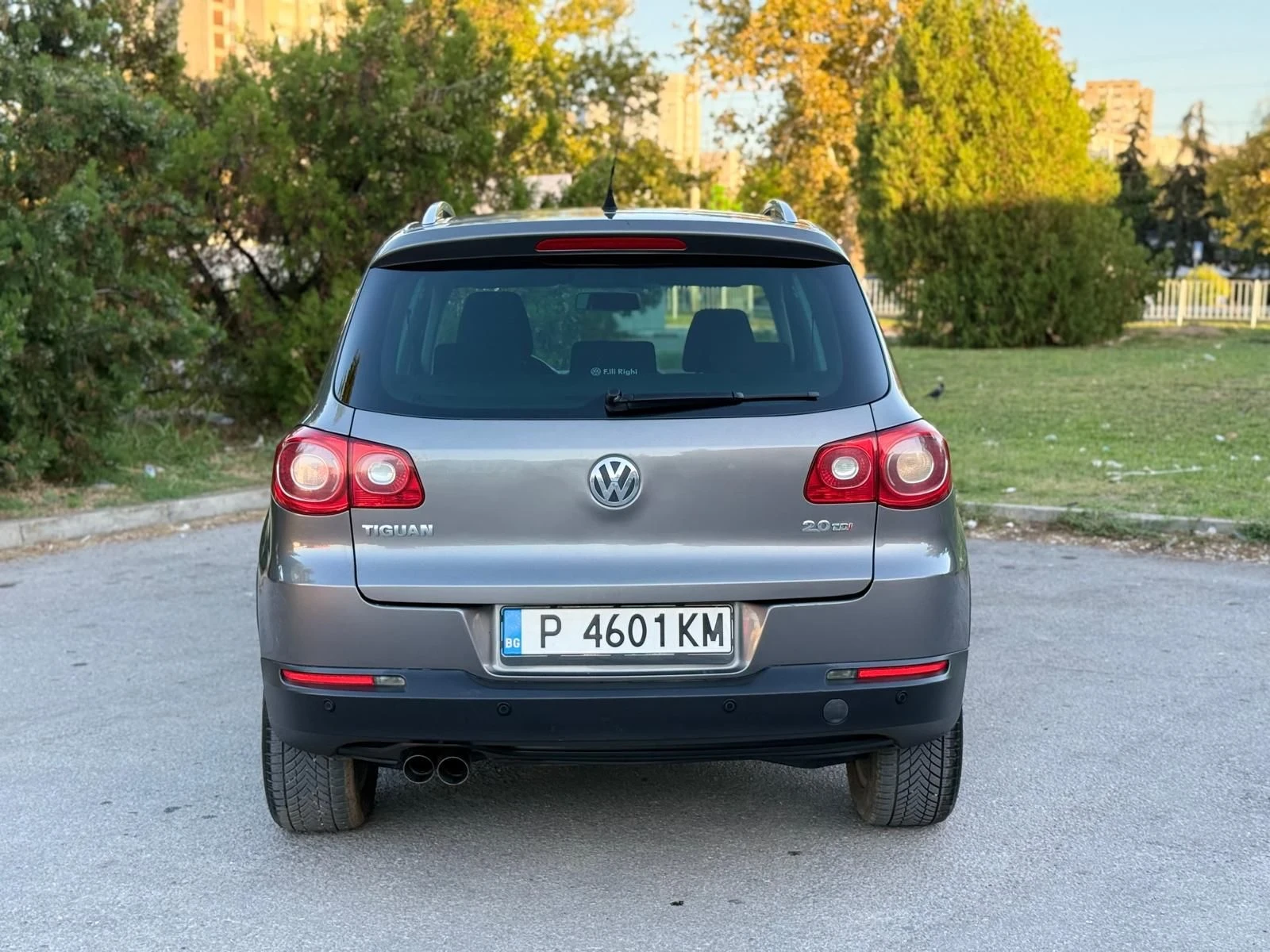 VW Tiguan 2.0TDI/DSG АВТОМАТ/ОБСЛУЖЕН/4 MOTION/SPORT, снимка 10 - Автомобили и джипове - 55963138