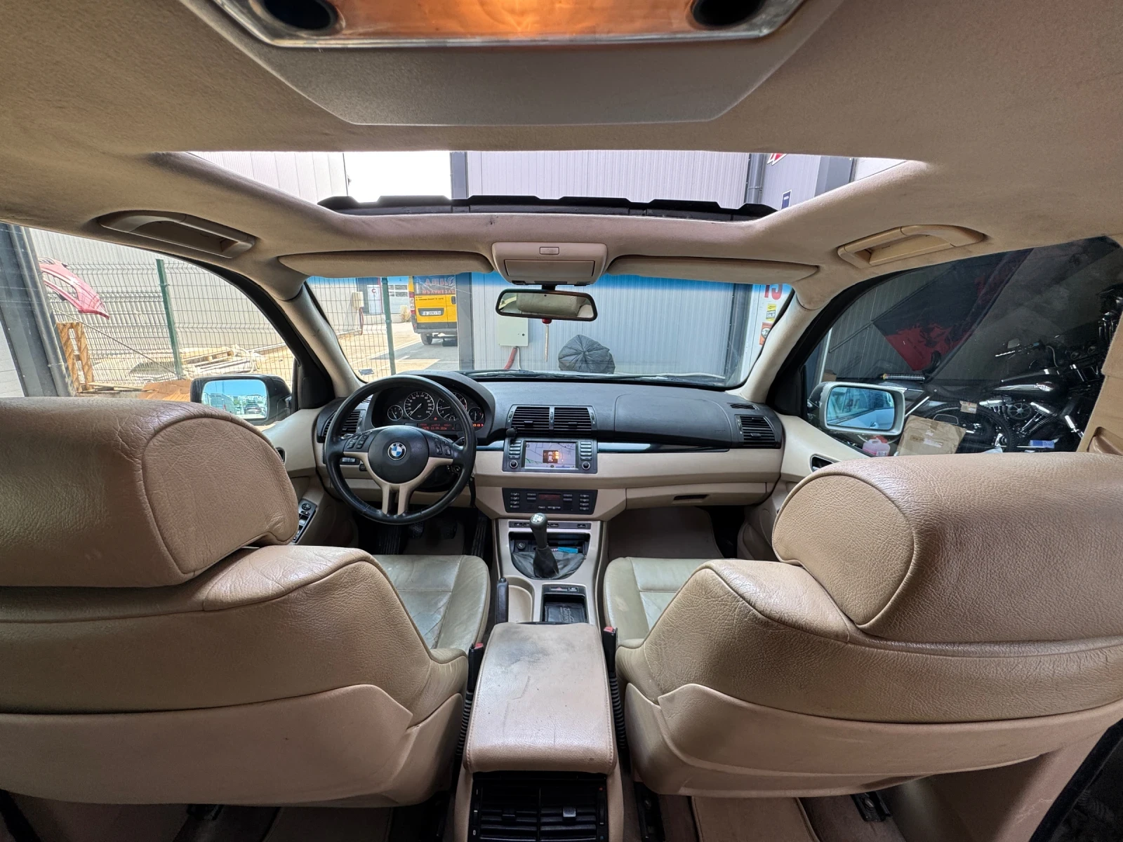 BMW X5 3.0i - LPG, ръчна кутия, снимка 9 - Автомобили и джипове - 56047036
