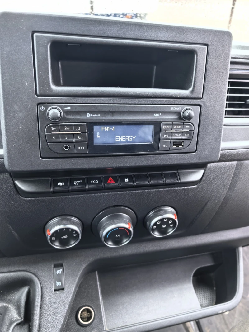 Renault Master 2.3dci, снимка 11 - Бусове и автобуси - 49895093