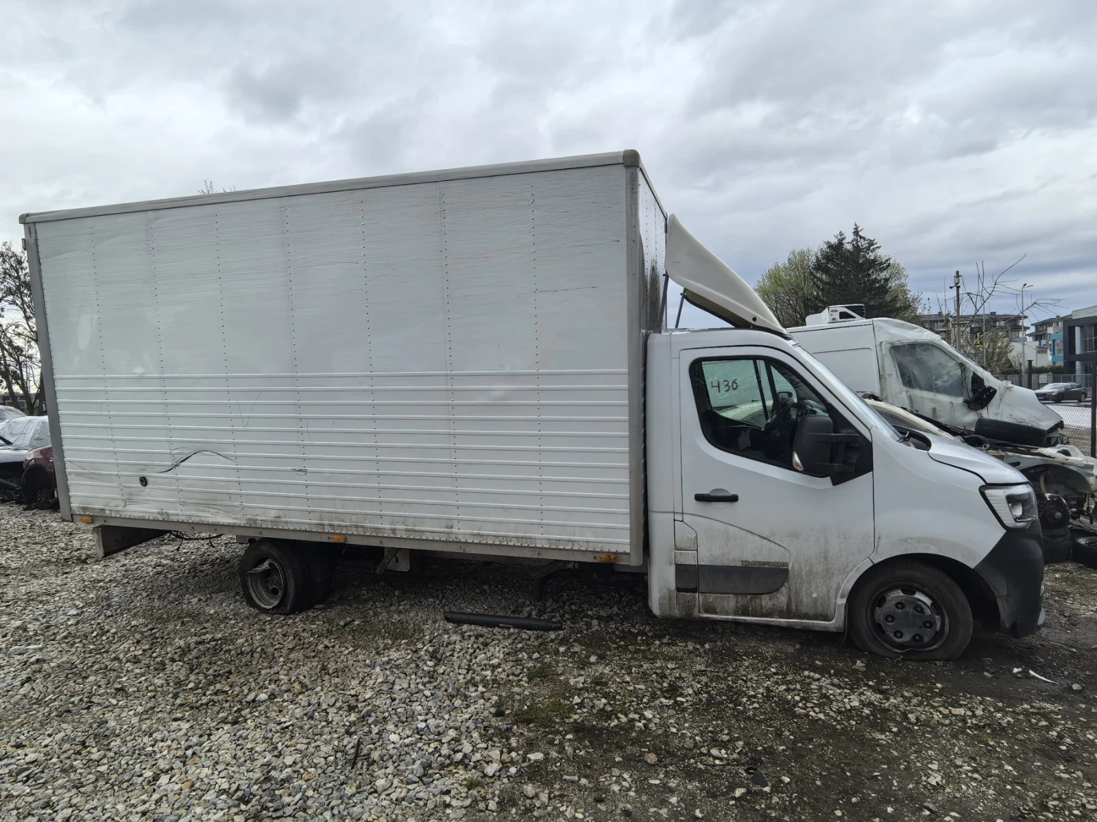 Renault Master 2.3dci - изображение 3