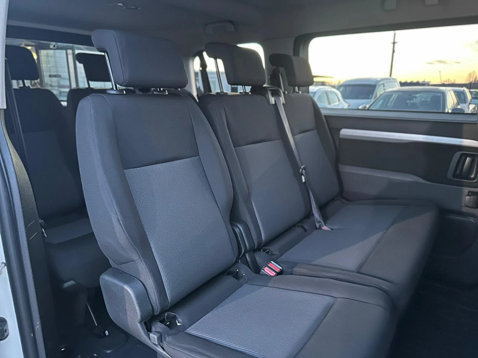 Toyota Proace / 8+ 1 / 75Kwh / TOP / | Mobile.bg � ����������� 11