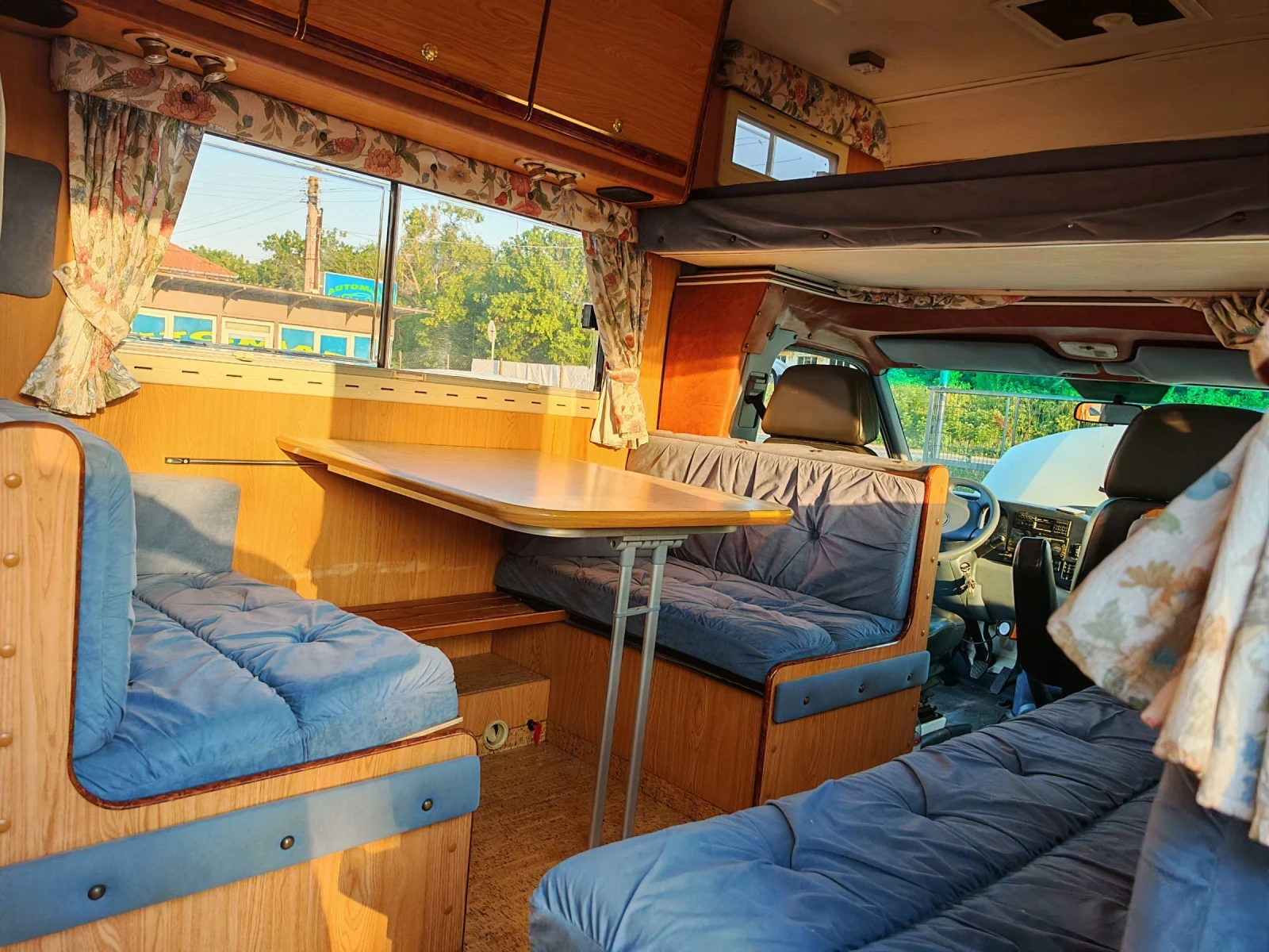Mercedes-Benz Sprinter 2.9TDI КЕМПЕР , снимка 7 - Бусове и автобуси - 55072823