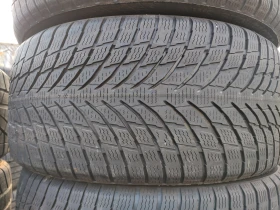 Гуми Зимни 235/40R19, снимка 3 - Гуми и джанти - 48959099