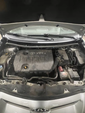 Toyota Auris, снимка 10