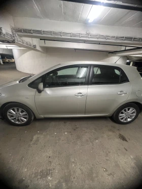 Toyota Auris, снимка 7