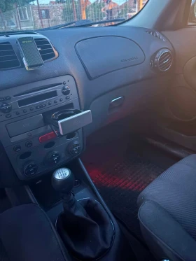 Alfa Romeo 147, снимка 11
