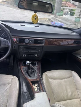 BMW 320, снимка 12