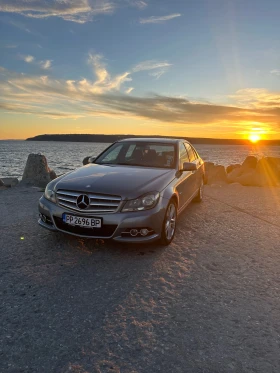 Mercedes-Benz C 200, снимка 1