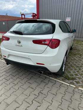 Alfa Romeo Giulietta | Mobile.bg    12