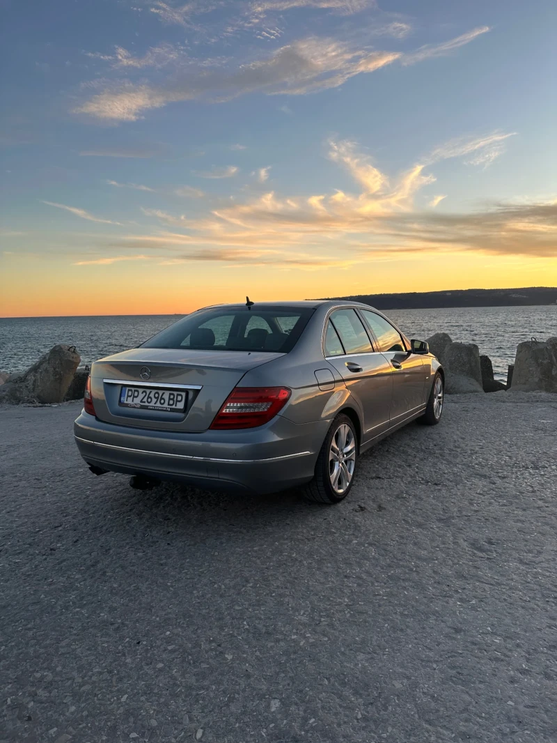 Mercedes-Benz C 200, снимка 6 - Автомобили и джипове - 48381796