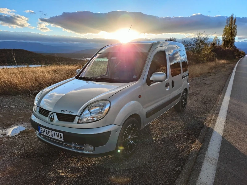 Renault Kangoo, снимка 4 - Автомобили и джипове - 48443934