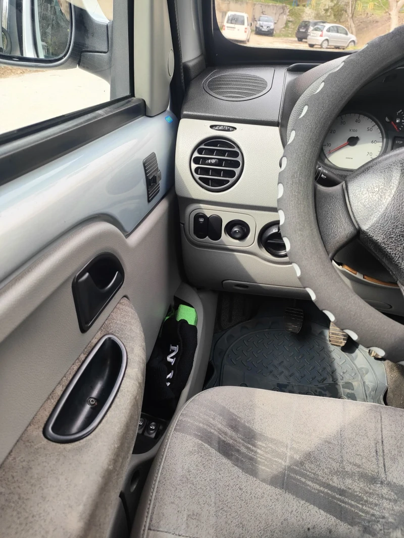 Renault Kangoo, снимка 15 - Автомобили и джипове - 48443934