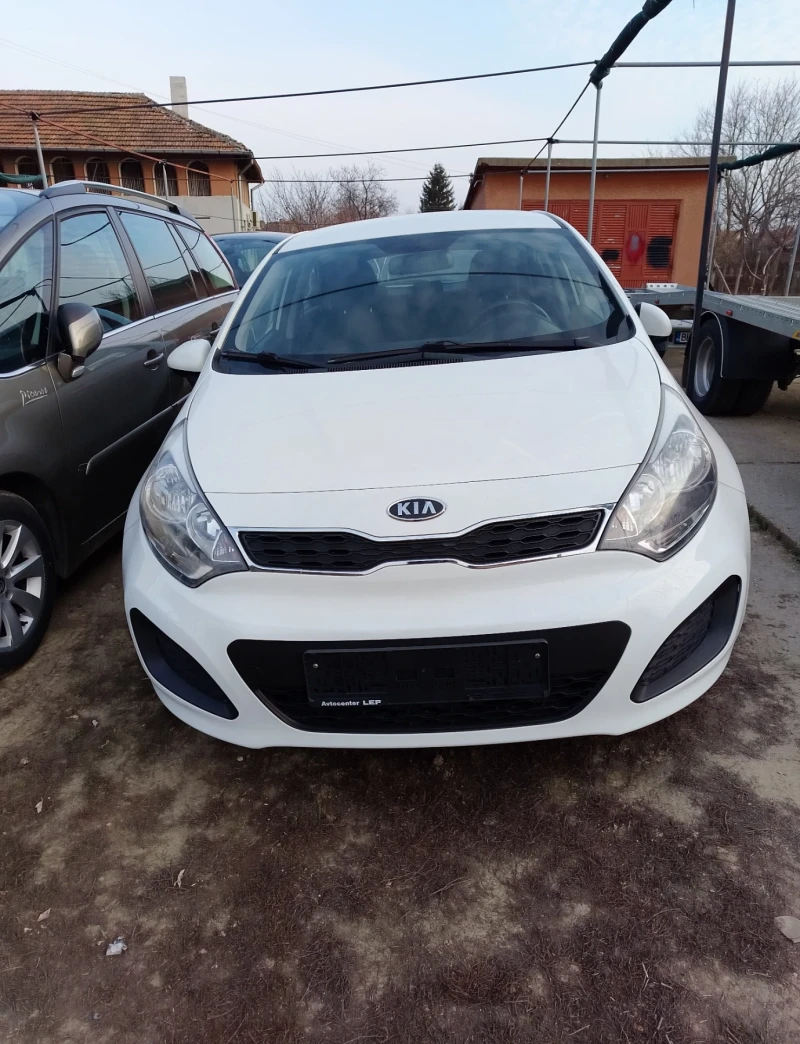 Kia Rio 1.2i, снимка 2 - Автомобили и джипове - 49104212