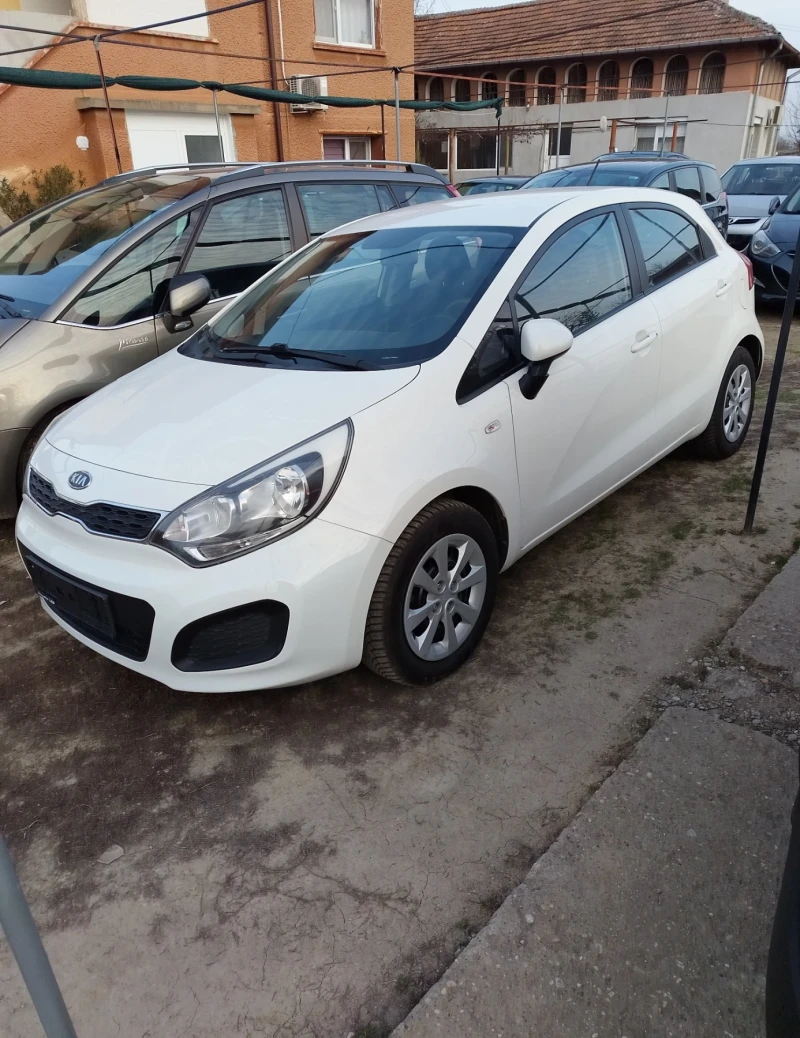 Kia Rio 1.2i, снимка 5 - Автомобили и джипове - 49104212