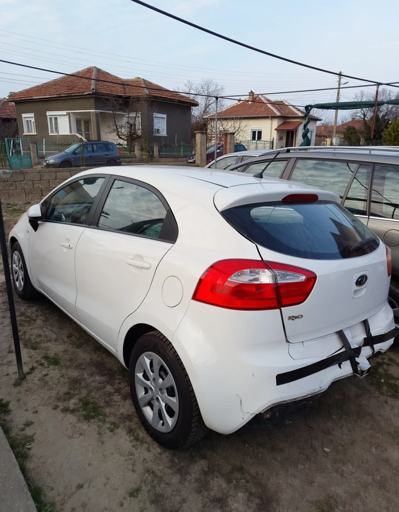 Kia Rio 1.2i, снимка 6 - Автомобили и джипове - 49104212