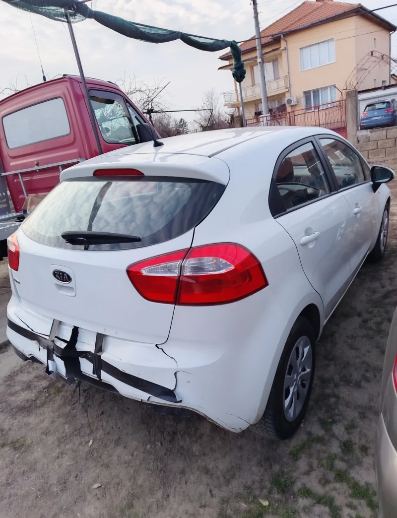 Kia Rio 1.2i, снимка 4 - Автомобили и джипове - 49104212